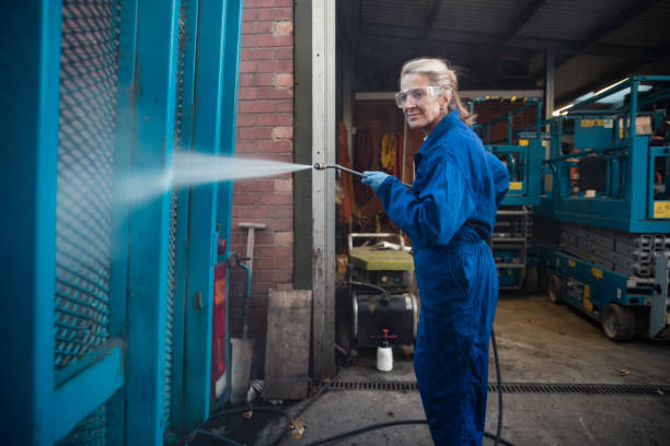 Best Sidewalk Pressure Washing  in Mackinaw, IL