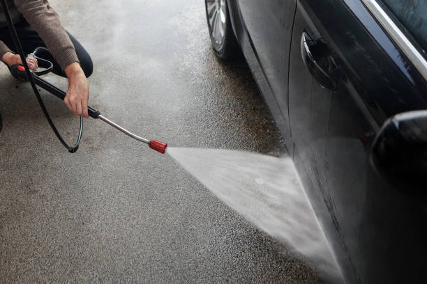 Best Garage Pressure Washing  in Mackinaw, IL